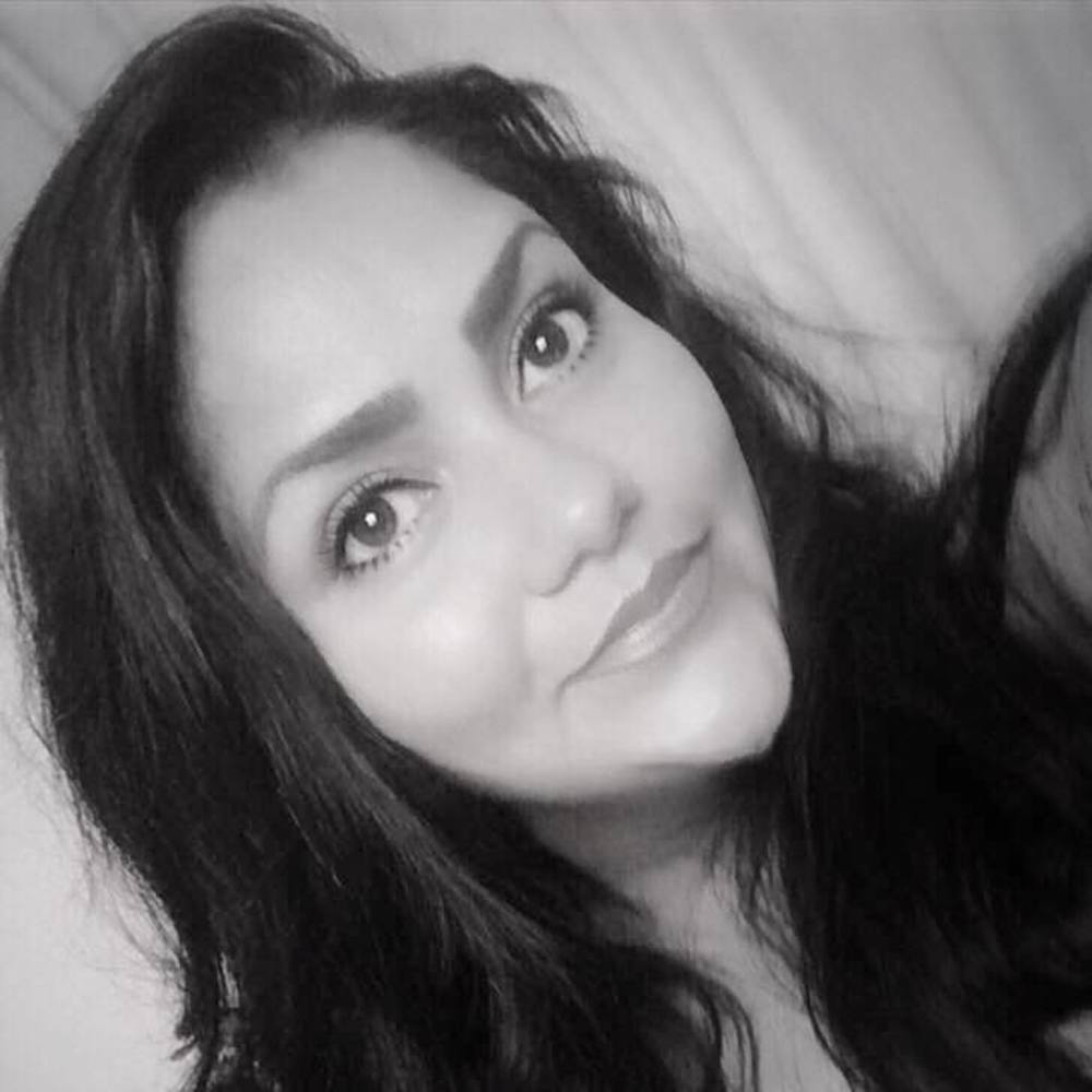 Meet your Posher, Adrianna